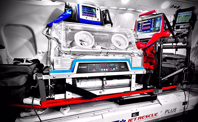 Neonatal NICU Incubator Ambulance